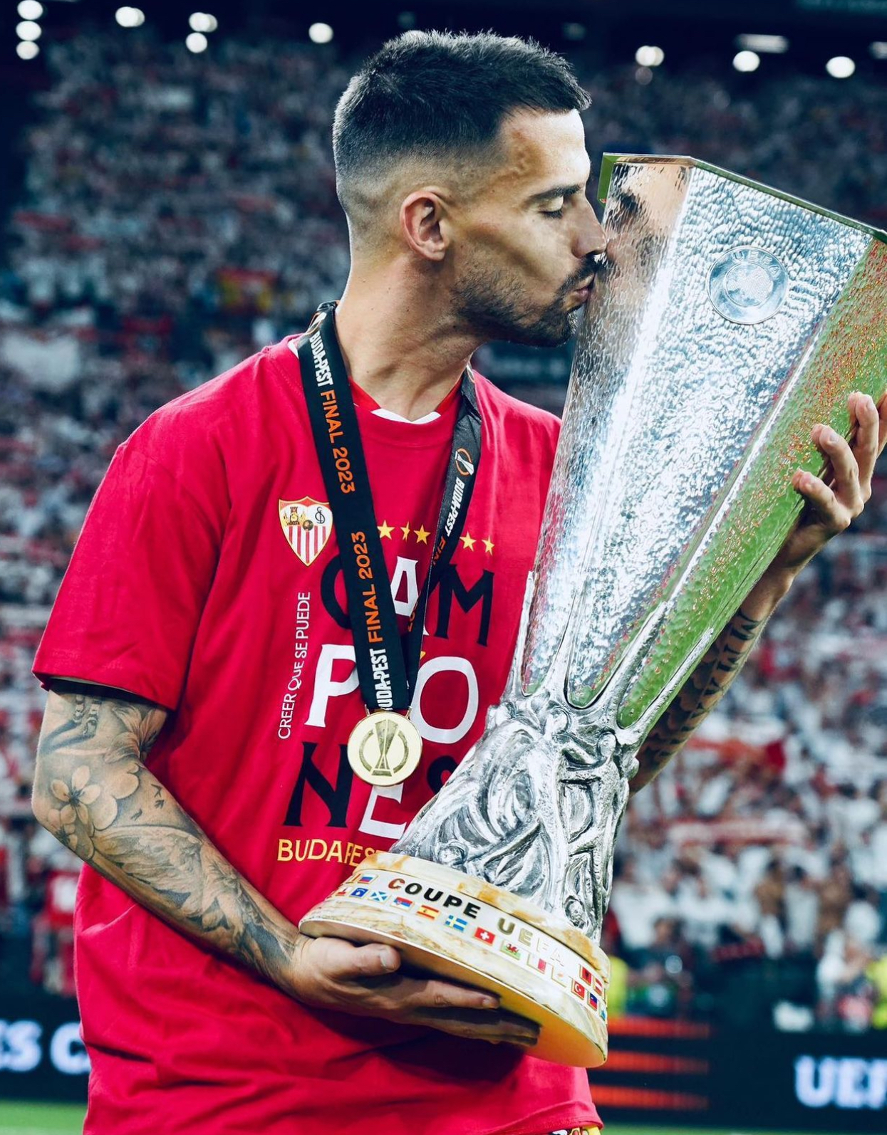 太阳城网址-红军国脚当选最佳球员，托雷斯连续进球(红军国脚当选最佳球员,托雷斯连续进球几次)